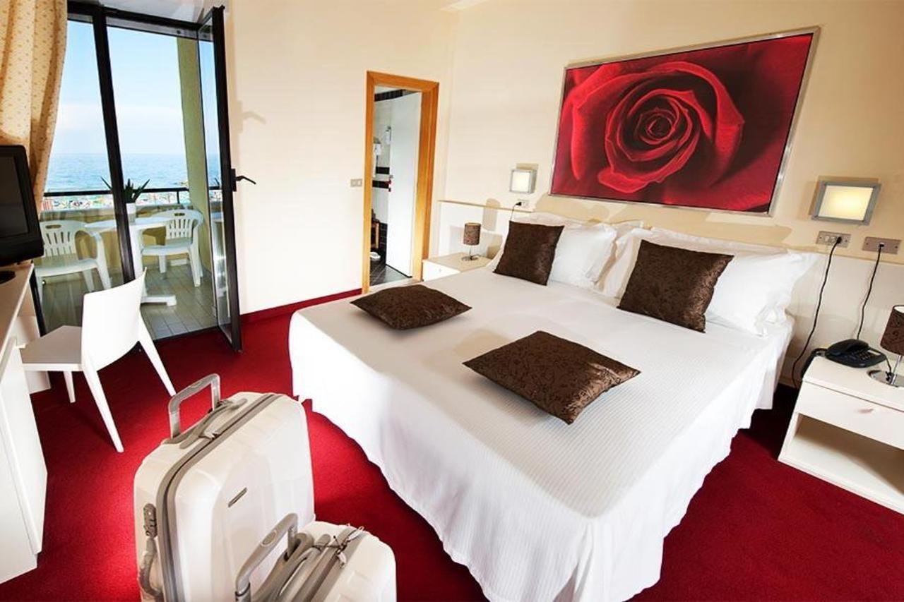 Park Hotel Kursaal Misano Adriatico Luaran gambar