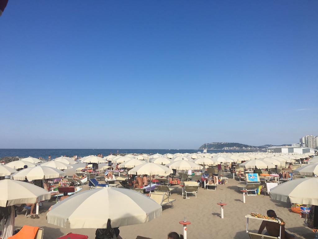 Park Hotel Kursaal Misano Adriatico Luaran gambar